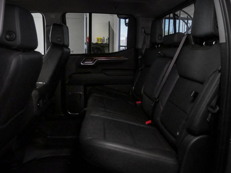 Chevrolet Silverado bild 11