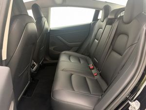 Tesla Model 3 bild 25
