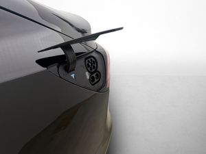 Tesla Model 3 bild 33