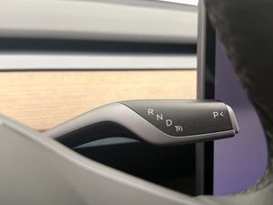 Tesla Model 3 bild 34