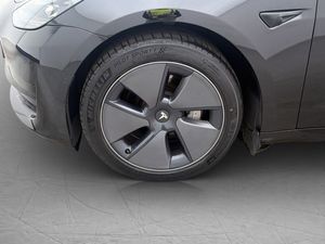 Tesla Model 3 bild 29