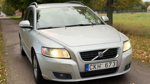 Volvo V50 bild 1