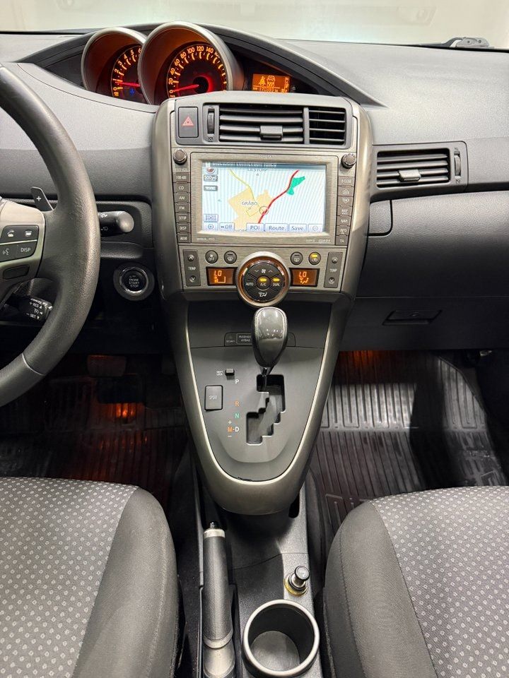 Toyota Verso bild 18