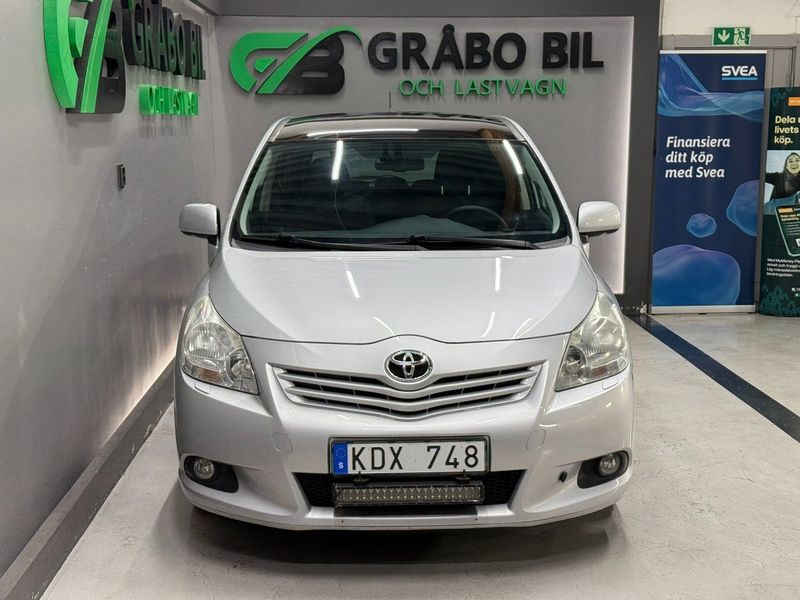 Toyota Verso bild 4