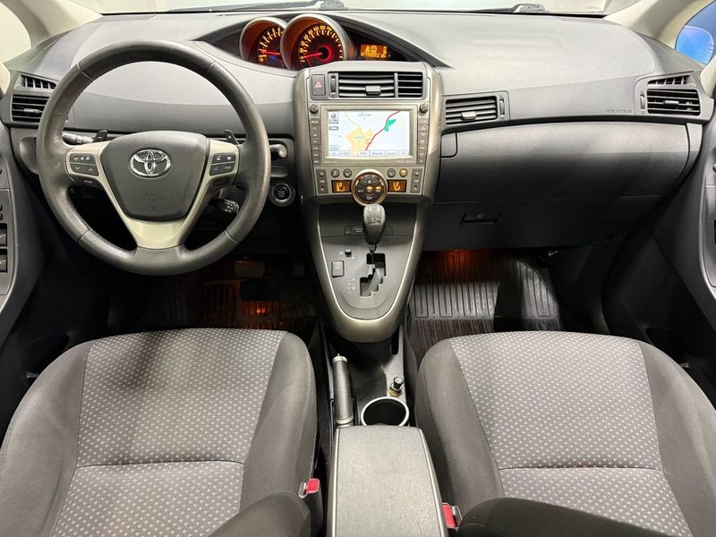 Toyota Verso bild 15