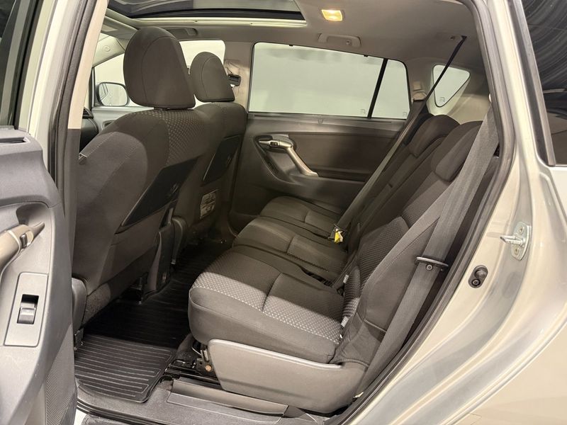 Toyota Verso bild 11