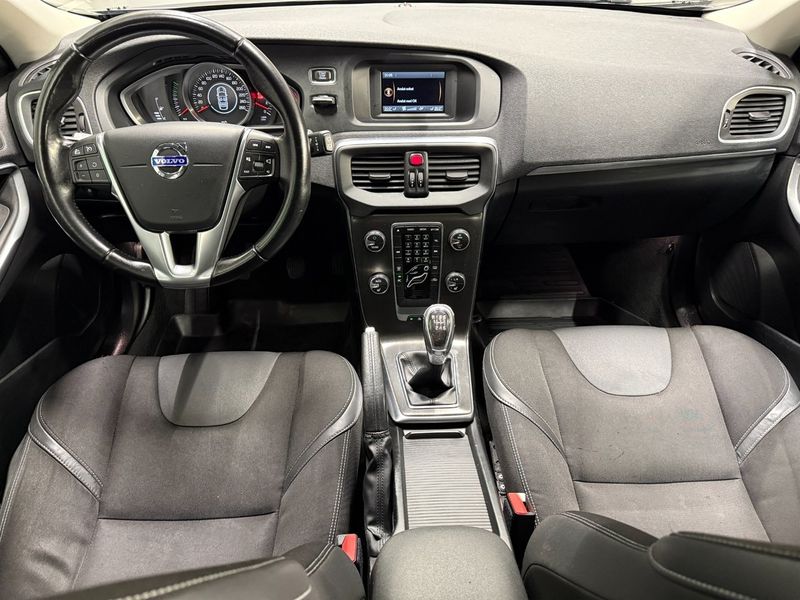Volvo V40 bild 13