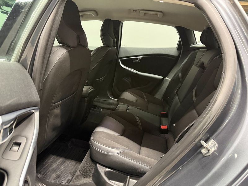 Volvo V40 bild 11