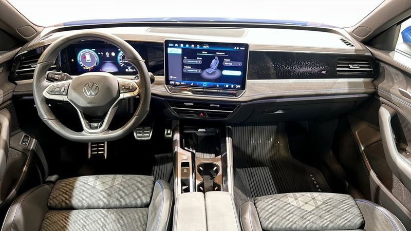 Volkswagen Passat bild 11