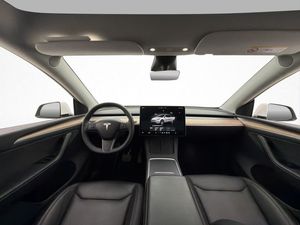 Tesla Model Y bild 25