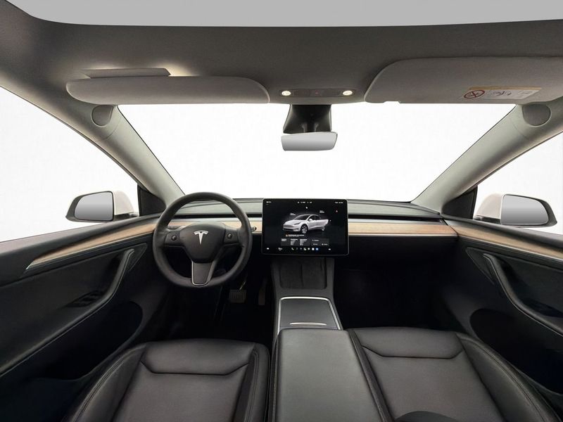 Tesla Model Y bild 25
