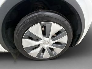 Tesla Model Y bild 36