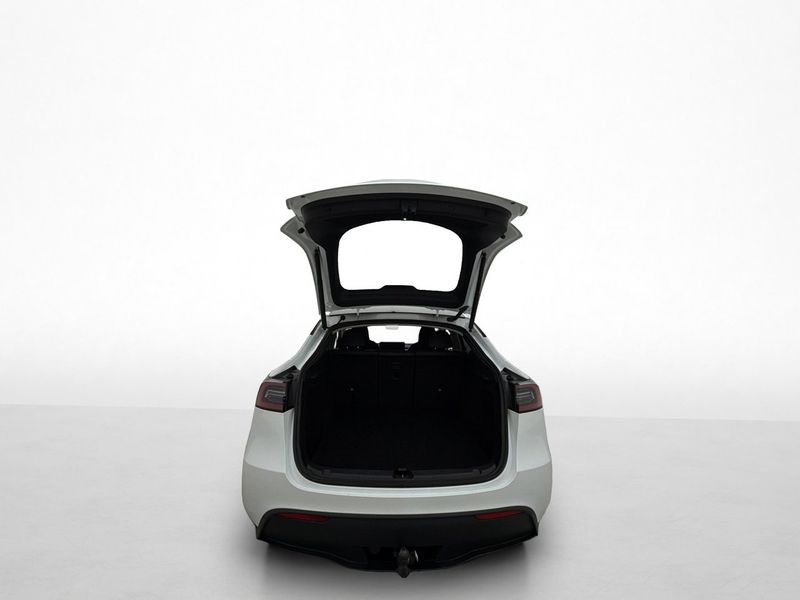 Tesla Model Y bild 29
