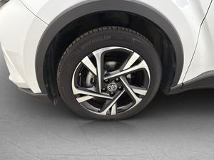 Toyota C-HR bild 32