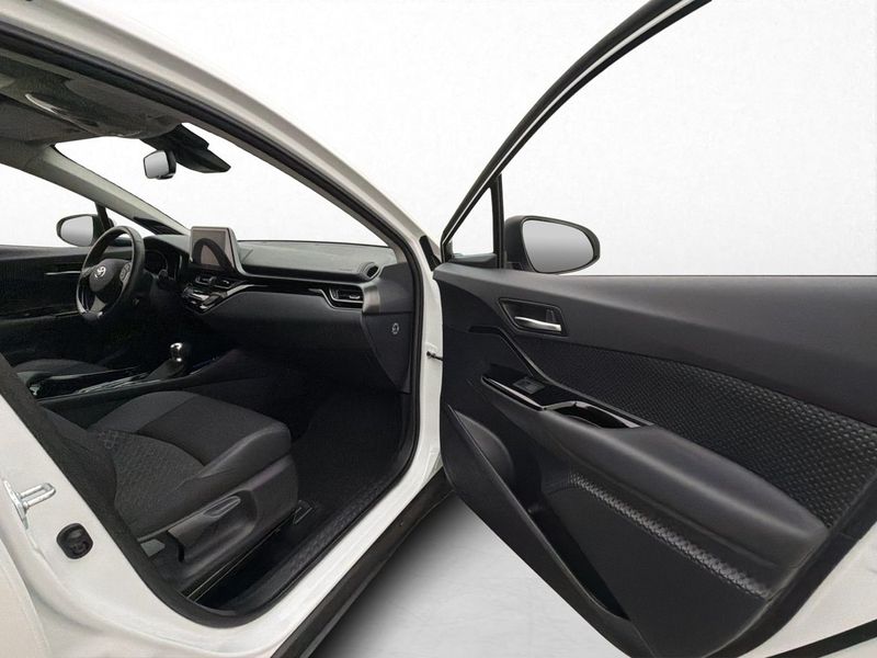 Toyota C-HR bild 17