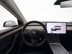 Tesla Model Y bild 15
