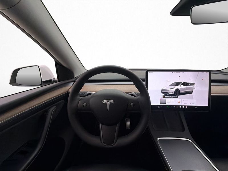 Tesla Model Y bild 15
