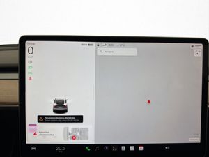 Tesla Model Y bild 27