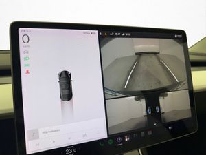 Tesla Model 3 bild 27