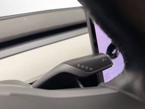 Tesla Model 3 bild 21