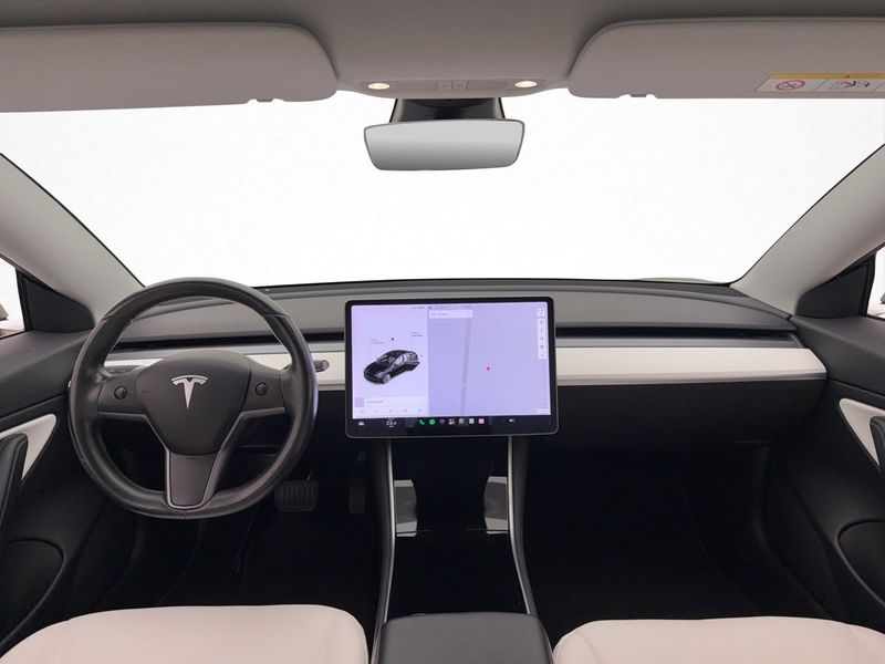 Tesla Model 3 bild 13