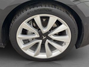 Tesla Model 3 bild 33