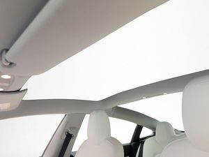 Tesla Model 3 bild 18