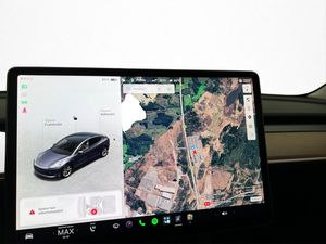 Tesla Model 3 bild 19