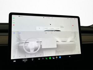 Tesla Model 3 bild 18