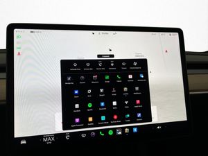Tesla Model 3 bild 23