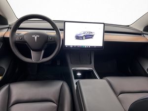 Tesla Model 3 bild 13