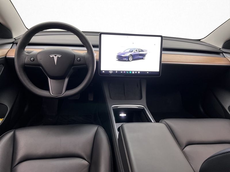 Tesla Model 3 bild 13