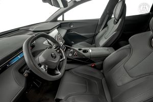 Lotus Eletre bild 5