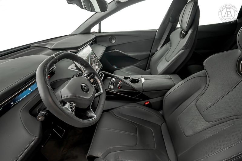 Lotus Eletre bild 5