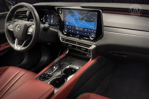 Lexus RX bild 10