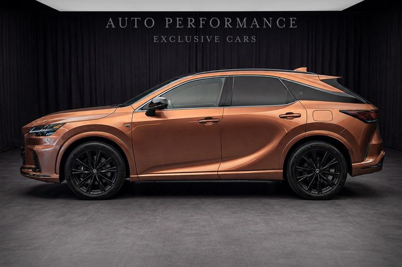Lexus RX bild 2
