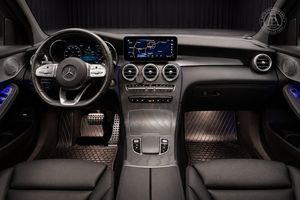 Mercedes GLC300 bild 8