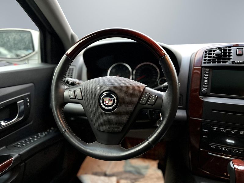 Cadillac SRX bild 10