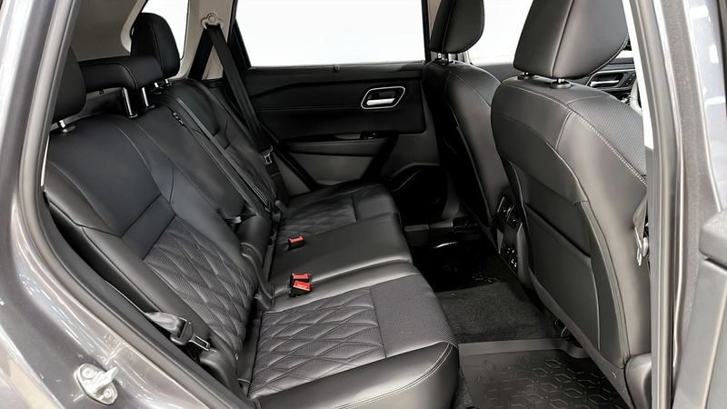 Nissan X-Trail bild 9