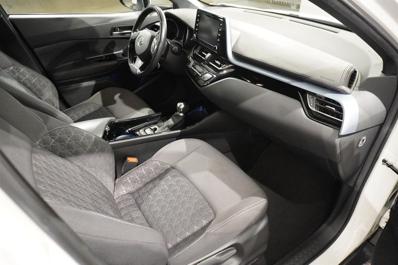 Toyota C-HR bild 9
