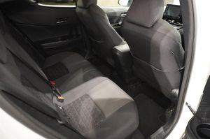Toyota C-HR bild 8