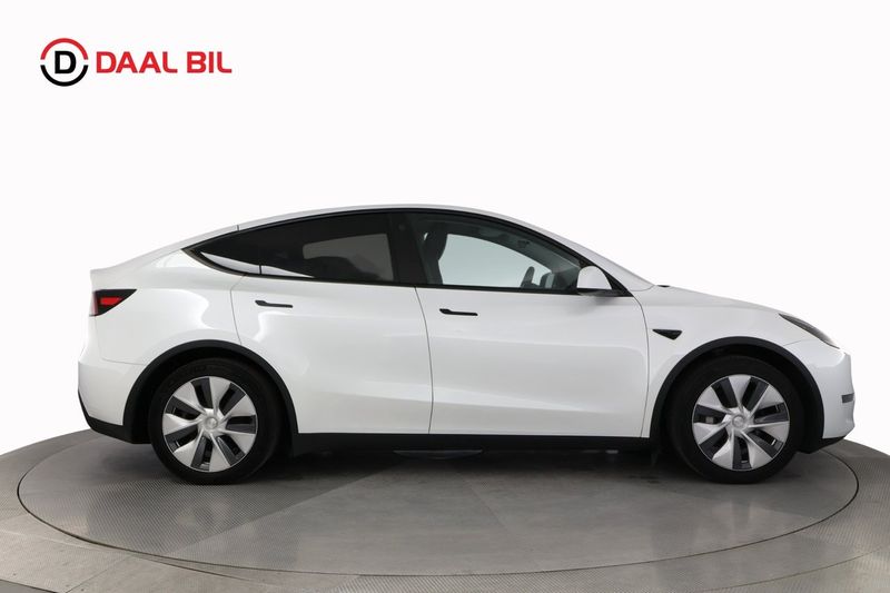 Tesla Model Y bild 5