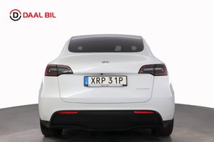 Tesla Model Y bild 7