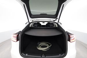 Tesla Model Y bild 25