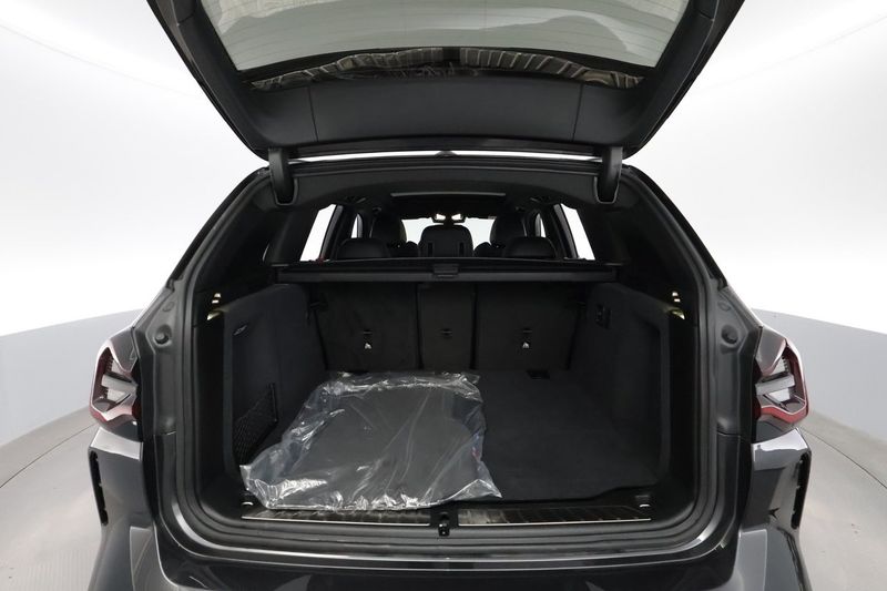 BMW iX3 bild 26