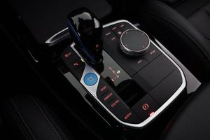 BMW iX3 bild 24