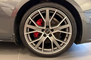 Audi A4 bild 13