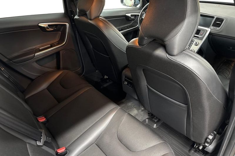 Volvo V60 bild 9