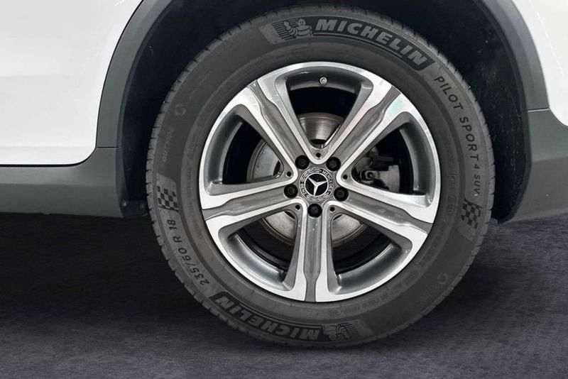 Mercedes GLC220 bild 6