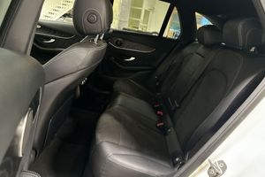 Mercedes GLC220 bild 13